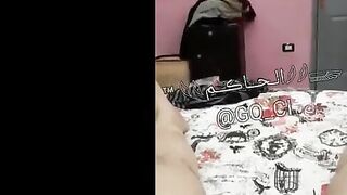 الحاكم الفاجر بيحكم مراته  موقع سكس كل ليله تجي تمصله زوبره قبل النيك وبتمسك زوبره تدخله في بوقها وترضعه كله لاكتر من ساعه