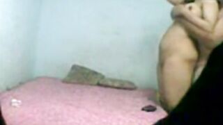 الشرموطه شغاله بالخياره في كسها   سكس مصري , موقع سبعة ونص. , موقع سبعه ونص بتدخلها وتطلعها كان زوبر واحد بينيكها هي ومطلعه لسانها الطويل لبره والخياره غرقانه باللبن بتاعها ال بينزل