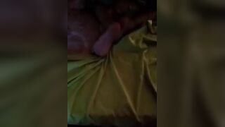 الشابه في زياره لاختها وهي داخله الحمام بتاعهم بيدخل عليها جوز اختها يغتصبها وبينام مع سكس مصري اها فيب ارضيه الحمام غصب عنها وهي بتزعق