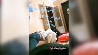 اوشا بينيك لوكا الغداره عالسرير وهو  نيج موقع سبعه ونص موقع سبعة ونص نايم فوق منها ومطلع زوبره من البنطلون وهاريها نيك من تحته مش عايز يرحمها