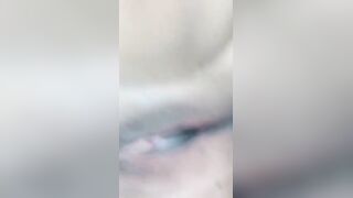الشرموطه نايمه عالسيرير ومطلعه بزازها لبره القميص بتاعها   سكس مصري , موقع سبعة ونص. , موقع سبعه ونص وهي بتلعب في بزها وتشد فيه لبره وتمشي صوابع ايدها براجه اوي