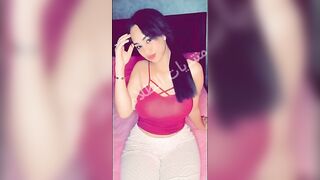 الموزه المتناكه مطلعها البزاز بتاعتها لونهم ابيض اوي وحلوين  موقع شرمها سكس  موقع سبعة ونص موقع سبعه ونص وبترضع فيها وهي ماسكاهم مقرباهم لبوقها وبتشوف حلمات بزها حمر اوي من الرضع
