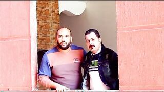 البنت قاعده في الشباك وجارها بيكلمها فون علي علاقه معاها وبيديها موعد تد سكس مصري خله الشقه بتاعته وبتجي له وبينك في كسها