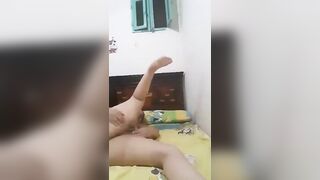 الهيجانه عالسرير عريانه ومفلقسه طيزها نيج عراقي موقع سبعة ونص , موقع سبعه ونص  وبتبعبص فيهال بصبلاعها الكبير وهي عالسرير وبتقول اااه واححح يا طيزي