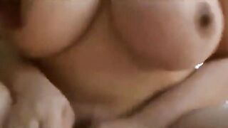 الراجل نايم وواخد لبوته في حضنه وهي بتحسس بصوابعها علي وشه وتلعب في شعره وب سكس مصري تنزل لتحت شويه تلعب في زوبره وتحسس عليه