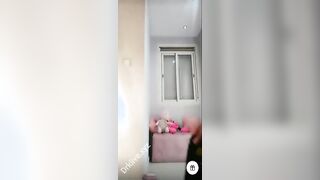 الشرموطه لابسه الروب  سكس مصري , موقع سبعة ونص. , موقع سبعه ونص  الاسود وشغاله تترقص وتهز في وسطها وطيازها بيه وهي واقفه وماسكه كوبايه الويسكي بيديها
