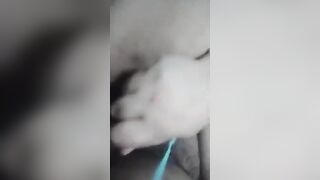 الشرموطه حاطه الخياره وسط بزازها وهي قالعه لبسها كله وسانده ضهرها عالحيط وبتحشر سكس مصري , موقع سبعة ونص. , موقع سبعه ونص  الخياره وسطهم وتخليها تروح وتجي وفاتحه بوقها بتف علي صدرها وتميله تلحس بلسانها