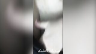 البنت في الحمام واقفه وقفالعه لبسها ورافعه رجل واحده علي حوض الحمامك وشغاله ت سكس مصري دهن كسها بالشامبو وتزفلطه وتلعب فيه اوي