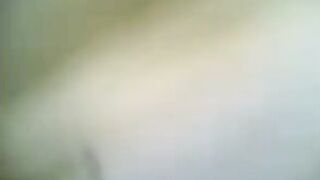 البنت المتناكه لابسه بدله رقص وفي الصاله مشغله الاغاني وبتهز في وز سكس مصري سطها وجوزها عالكنبه قاعد بيسخن في زوبره