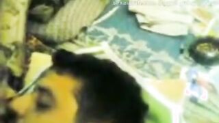 البنت المتناكه لابسه بدله رقص وفي الصاله مشغله الاغاني وبتهز في وز سكس مصري سطها وجوزها عالكنبه قاعد بيسخن في زوبره