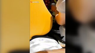 البنت الحلوه في فسحه عالبحر وحبيبها واخدها في حضنه وبيطلع صدرها لبره وشغال يرضع في سكس مصري ه وهي متكيفه منه اوي وبتلعب له في زوبره