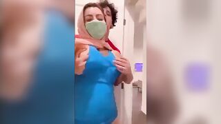 خالتي الفاجره غضبانه من جوزها وجايه تقعد عندنا كام يوم وبتغريني انا وزوبري باللبس  شرمها سكس موقع سبعة ونص بتاعها الضيق وباجي بيوم حاضنها من ورا وهي بتسيح معاي
