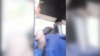 البنت الفاجره في المواصلات وبتحسس في رجل الراجل جنبها وشغاله تحسس عليه و سكس مصري تسخنه وبتلعب في زوبره وتحسس عليه بيديها