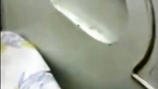 الفاجره نايمه عالسرير عليانه بتلعب في كسها وهي فاشخه رجليها عالاخر وبتبعبص اوي بكسها  سكس تويتر موقع سبعة ونص وبتدخل صوابع ايديها كلها فيه