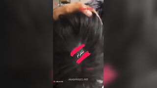 مدربه الرياضه مفلقسه عالكرسي وماسكه الزوبر بتاع مدربها بتمصهوله اوي و سكس مصري تلحسه كله بلسانها الطويل وشغاله لعب فيه