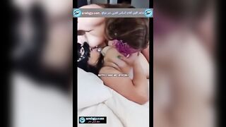 البلنت واقفه ورافعه ايديها لفوق وربطاها صاحبتها بالحبال وصاحبيته سكس مصري ا بتضربها علي طيازها الكبيره هي وعريانه