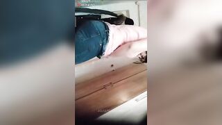 البنت بتقلع لبسها كله وبتلعب في كسها المنتوف الابيض هي وواقف سكس مصري ه وفاتحه رجلها عالاخر وبتقول اااه واححح