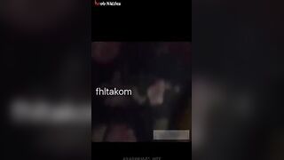 الست المتناكه متغطيه بالملايا عالسرير ونايمه جنب اخواتها بيدخل عليها ابن عمها الكلب بيحسس علي طيزها وهي بتقومله وتمص في زوبر سكس مصري ه وبيدخل جنبعها تحت البطانيه ينام معاها