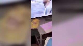 الواد نازل تحت الدرج المدلرسه ومنوم الطالبه صديقته وبينيك في كسها اوي بيدخ سكس مصري ل وبيطلع زوبره جوه كسها وهي هيجانه معاه