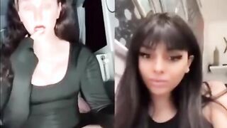 البنتين الاخوات الشراميط فاتحين البث المباشر وشغالين يعملو حر سكس مصري كات سكسيه واوضاع تهيج وتسخن زوبر الراجل