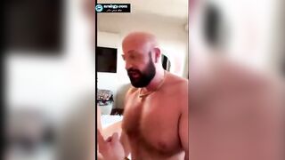 المتناكه قالعه هدومها ونايمه عالارض والسعودي نايم فوقيها سكس مصري , موقع سبعة ونص. , موقع سبعه ونص  وفاشخ رجلها بينيك في كسها وهي بتصرخ تحته بالصوت العالي