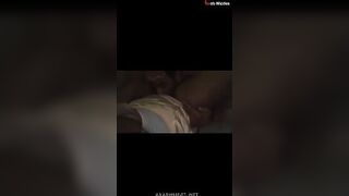 الراجل الفحل الاسود نايم وصديقته المتناكه قاعه هدومها وقاعده جمبه بتدخل وتطلع زوبره  سكس مصري في بوقها هو بيقولها زوبري بينيك في بوقك