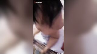 اللبوه مفلقسه طيزها عالكنبه وهي بتمص  سكس مصري , موقع سبعة ونص. , موقع سبعه ونص في زوبر اخوها الديوث واقف في وشها والراجل صاحب جوزها وراها بيبعبصها في طيزها