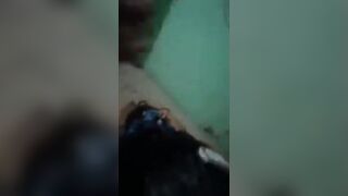 مراتي بتمص زوبري زي المجنونه وانا عالسرير وهي نيك مصري  جنبي بشدها من شعرها وتقولي براحه بيوجع مش كده وترضع في زوبري