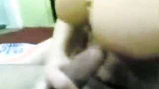اللبوه قالعه ملط وقاعده عالارض ماسكه زوبر سكس مصري , موقع سبعة ونص. , موقع سبعه ونص  صديقها الابيض وشغاله تلعب فيه وتسخنه ثم تحطه في بوقها تمص فيه اوي وترضعه