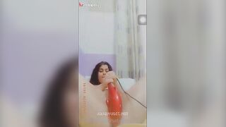معلمه القهوه بتتجوز واحد قد ابنها وبيدخل عليها النهارده وهو عالسرير معاها  نيك مصري بيبوسها وبيرجعها لشبابها وبينيكها ولبنه الكتير بيفضيه في كسها ويريبحها