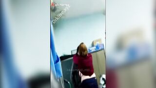 فتاه الليل في سهره مع امير من السعوديه وهي بتهز وسطها وتتحزم ليه وبعدها  نيك مصري منومها عالارض علي بطنها وبيدخل زوبره في خرم طيزها الضيق بيوسع لها فيه