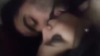 اللبوه نايمه علي بطنها عالسرير وحاطه المخده تحت كيسها وشغاله  سكس مصري , موقع سبعة ونص. , موقع سبعه ونص تحك كسها في المخده جامد وهي بتلعب في خرم طيزها بتبعبصه بصباعها الكبير