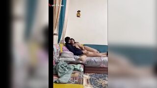 الشرموطه في الحمام  سكس مصري , موقع سبعة ونص. , موقع سبعه ونص  بتقلع هدومها وترميها عالارض حته حته وبتتصور فيديو لخطكيبها هو بيشوفها بتلعب في كسها هي وواقفه
