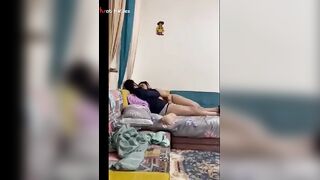 الشرموطه في الحمام  سكس مصري , موقع سبعة ونص. , موقع سبعه ونص  بتقلع هدومها وترميها عالارض حته حته وبتتصور فيديو لخطكيبها هو بيشوفها بتلعب في كسها هي وواقفه