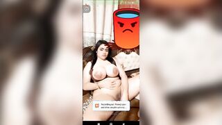 اللبوه الهيجانه بتزنق صاحبتها في الحمام وتقرب  سكس مصري , موقع سبعة ونص. , موقع سبعه ونص منها وتلزق فيها وشغاله تلعب في شعرها وعايزه تبعبصها بصباعها