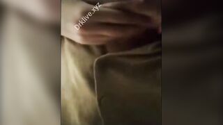 البنت لابسه البيجامه وبطلع بزازها الصغيره لبرا وتلعب فيهم بيديها  سكس مصري الاتنين وتدعك فيهم علشان يكبرو من اللعب