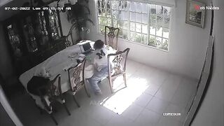 الطالبيه الشرموطه في البيت سكس مصري , موقع سبعة ونص. , موقع سبعه ونص  بتزاكر دروسها وهي قاعده عالكرسي بتلعب في كسها وحاطه ايدها تحت البنطلون وشغال هري فيه
