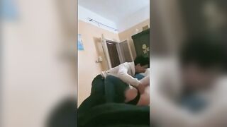 حبيبي بعد مسخن زوبره ومشاه علي كسي زوبره بيحمبط وبيوقف وهو بيفلقس طيزها وانا سانده علي سكس مصري  رجلي الاتنين ورفعاله لفوق وبيدخله فيها
