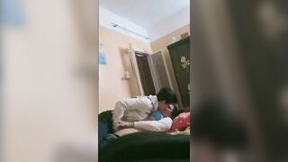 حبيبي بعد مسخن زوبره ومشاه علي كسي زوبره بيحمبط وبيوقف وهو بيفلقس طيزها وانا سانده علي سكس مصري  رجلي الاتنين ورفعاله لفوق وبيدخله فيها