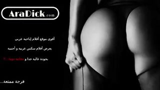 الشابين الاتنين اخوات جايبين الشرموطه ليهم تريحهم وتبسطهم وهما مفلقسين طيزها والراجل بيب سكس مصري عبصها والتان في بوقها ماسكها بيبوس فيها