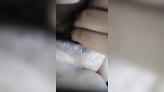 اللبوه بتدهن بزازها بالكريم وتدعك في الحلمه السوده بتاعتها وتلعب فيها وشغ سكس مصري اله تشدها لبره وبزازها الكبار شبه الكور