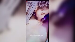 الموزه لابسه فستان قصير ضيق وحاطه الروج كتير في شفايفها وخارجه تتناك من ب سكس مصري ره بتشوفها الزوبر بيوقف علاطول لامجادله