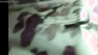 هدي الشرموطه بتاعه الهرم بتشوفها عالسرير وهي بتتناك من الزبون و سكس مصري كسها بيتفشخ اوي ومفتوح من كتر النيك فيه
