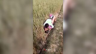 جوزي مفلقس طيزي علي اساس هينيك كسي وهو ابن المتناكه بيغدر بيا وبيدخله في طيزي خلاهتا تتفشخ وتنزف سكس مصري  دم من كبر زوبره عليها اااه ي طيزي اااه