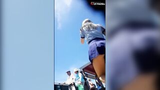 الشيخ عرفات المكتناتك في بيت الرقاصه زوزي وهي بترقصله وتقلعه الجلابيه وهو واقف هايج عليها سكس مصري  وبيوقع منها عالارض سايح وهبي ال بتنيكه