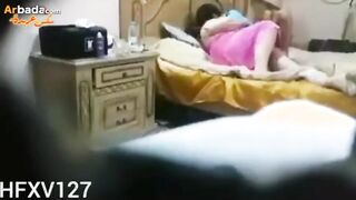الشرموطه في سرير مع الاجنبي بتتناك مقابل المال وهو مش راحم كسها وتصرخ وتعلي صو سكس مصري تها قوم من فوق مني وهو مش سامع لها خالص